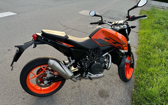Gebrauchtmotorrad KTM 690 Duke - Bild 2 Gebrauchtmotorrad KTM 690 Duke - Bild 2