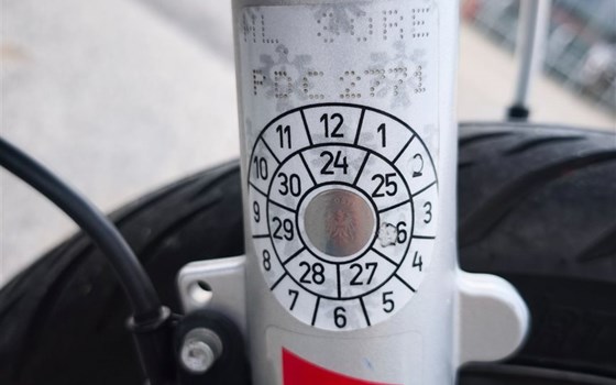 Gebrauchtmotorrad Derbi Senda DRD Racing 50 SM - Bild 5