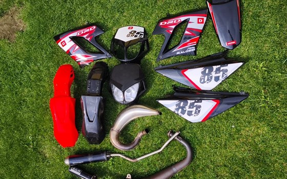 Gebrauchtmotorrad Derbi Senda DRD Racing 50 SM - Bild 8 Gebrauchtmotorrad Derbi Senda DRD Racing 50 SM - Bild 8