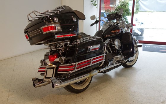 Gebrauchtmotorrad Harley-Davidson Touring Road King FLHR - Bild 11 Gebrauchtmotorrad Harley-Davidson Touring Road King FLHR - Bild 11