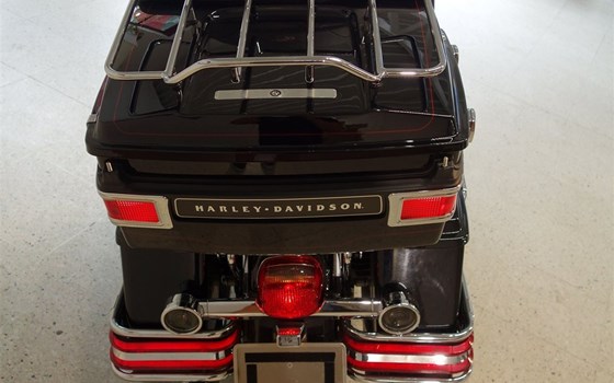 Gebrauchtmotorrad Harley-Davidson Touring Road King FLHR - Bild 20 Gebrauchtmotorrad Harley-Davidson Touring Road King FLHR - Bild 20