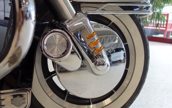 Gebrauchtmotorrad Harley-Davidson Touring Road King FLHR - Bild 23 Gebrauchtmotorrad Harley-Davidson Touring Road King FLHR - Bild 23