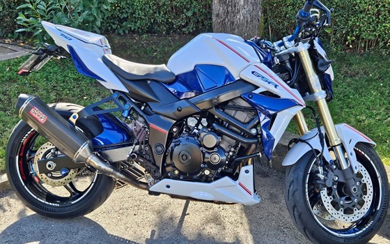 Gebrauchtmotorrad Suzuki GSR 750 - Bild 1