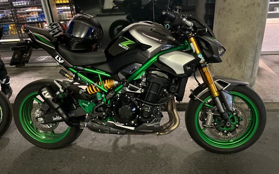Gebrauchtmotorrad Kawasaki Z900 SE - Bild 2 Gebrauchtmotorrad Kawasaki Z900 SE - Bild 2