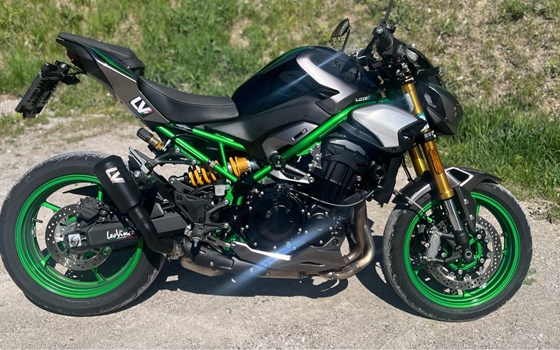 Gebrauchtmotorrad Kawasaki Z900 SE - Bild 3 Gebrauchtmotorrad Kawasaki Z900 SE - Bild 3