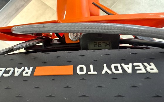 Gebrauchtmotorrad KTM 300 SX - Bild 7 Gebrauchtmotorrad KTM 300 SX - Bild 7