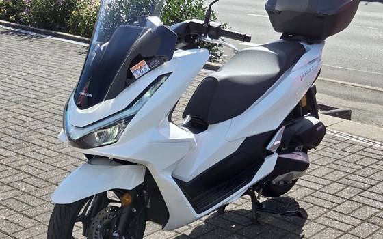 Gebrauchtmotorrad Honda PCX125 DX - Bild 1