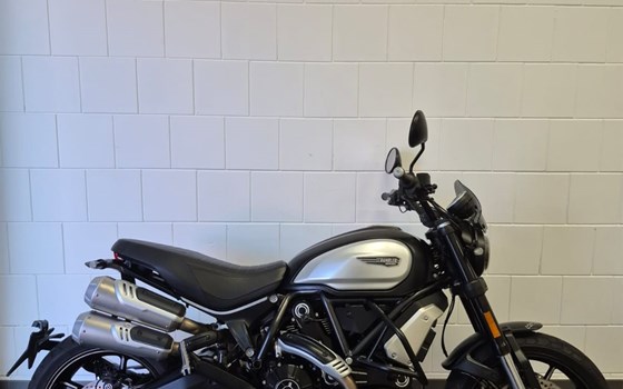 Gebrauchtmotorrad Ducati Scrambler 1100 Dark PRO - Bild 1