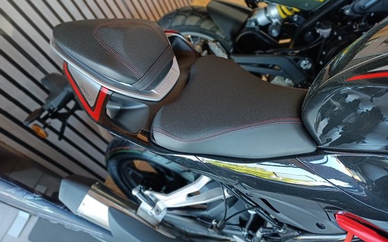 Neufahrzeug QJ Motor SRK 125 R - Bild 3