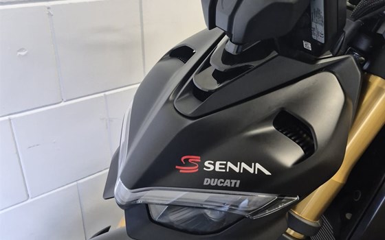 Gebrauchtmotorrad Ducati Streetfighter V4 S - Bild 11