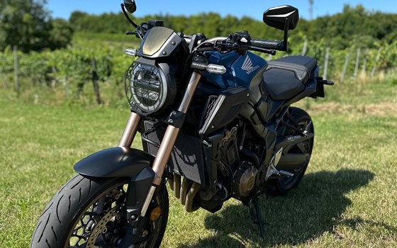 Gebrauchtmotorrad Honda CB650R - Bild 5 Gebrauchtmotorrad Honda CB650R - Bild 5