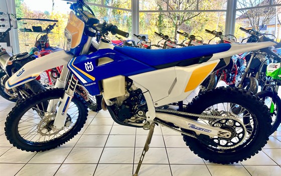 Gebrauchtmotorrad Husqvarna FE 250 Heritage - Bild 2