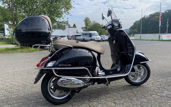 Gebrauchtmotorrad Vespa GTS 300 i.e. - Bild 2