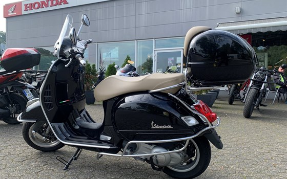 Gebrauchtmotorrad Vespa GTS 300 i.e. - Bild 4