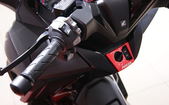 Gebrauchtmotorrad Honda Forza 125 - Bild 10 Gebrauchtmotorrad Honda Forza 125 - Bild 10