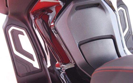 Gebrauchtmotorrad Honda Forza 125 - Bild 9