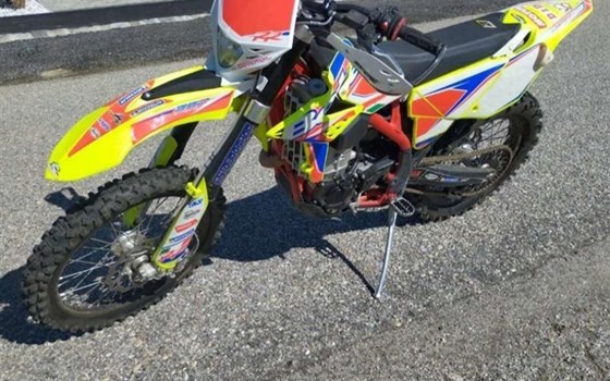 Gebrauchtmotorrad Beta RR 350 4T - Bild 6 Gebrauchtmotorrad Beta RR 350 4T - Bild 6