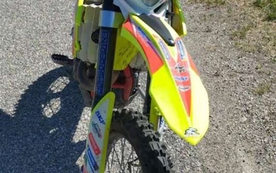 Gebrauchtmotorrad Beta RR 350 4T - Bild 7 Gebrauchtmotorrad Beta RR 350 4T - Bild 7