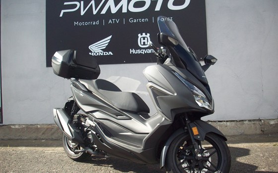 Gebrauchtmotorrad Honda Forza 350 - Bild 2