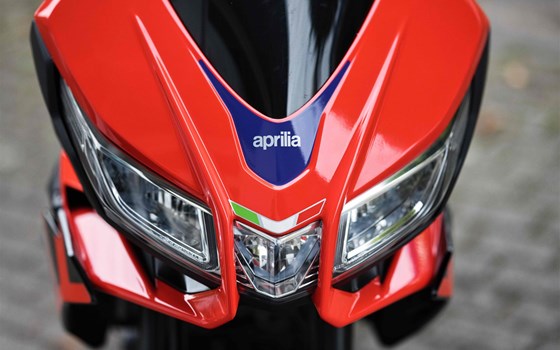 Gebrauchtmotorrad Aprilia Tuono 125 - Bild 8