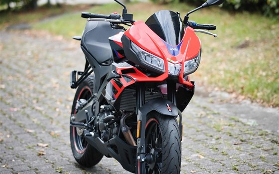 Gebrauchtmotorrad Aprilia Tuono 125 - Bild 9