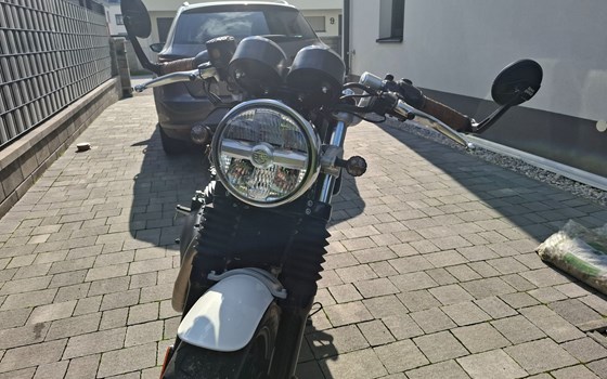 Gebrauchtmotorrad Royal Enfield Continental GT 650 - Bild 9 Gebrauchtmotorrad Royal Enfield Continental GT 650 - Bild 9
