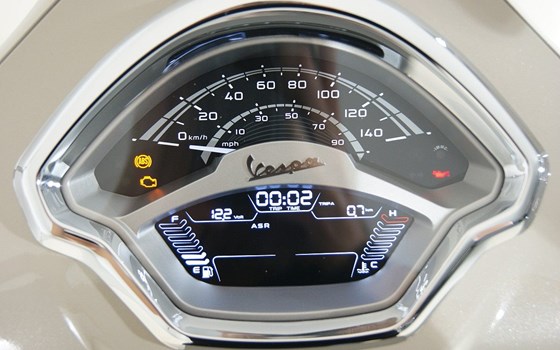 Neufahrzeug Vespa GTS 125 - Bild 10