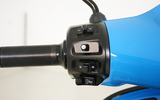 Neufahrzeug Vespa GTS 125 Super Sport - Bild 7