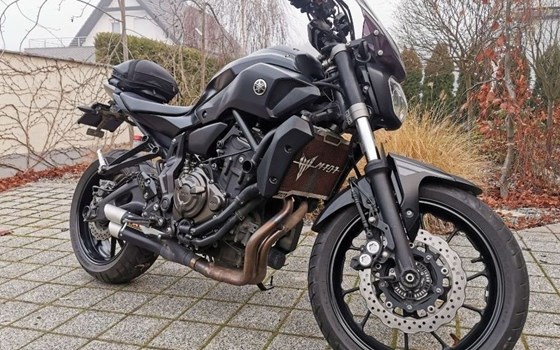 Gebrauchtmotorrad Yamaha MT-07 - Bild 1