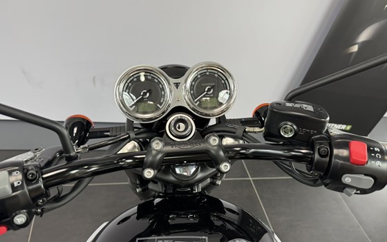 Neufahrzeug Triumph Bonneville T120 Black - Bild 8