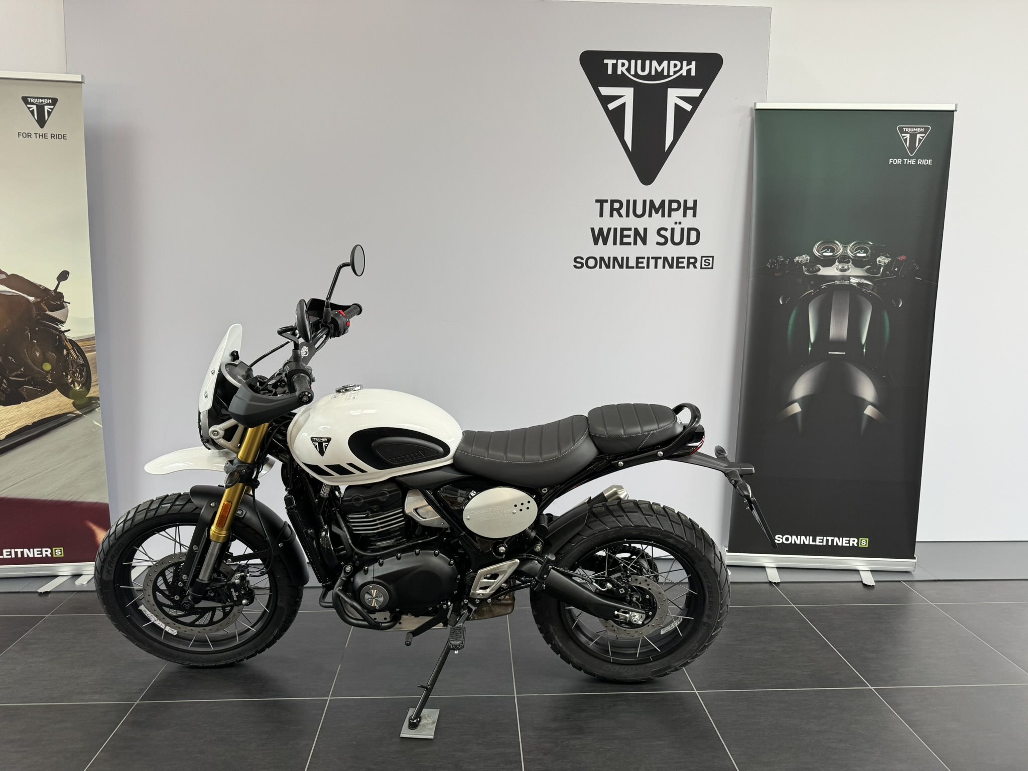 Triumph Scrambler 400 XC<br />TG1 MY26