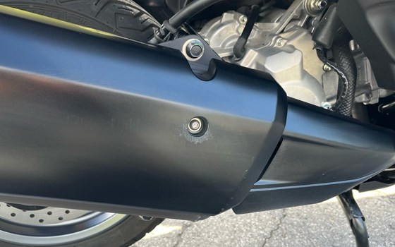 Gebrauchtmotorrad Yamaha XMAX 300 Tech MAX - Bild 11 Gebrauchtmotorrad Yamaha XMAX 300 Tech MAX - Bild 11