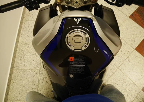 zum Vergrössern bitte anklicken!