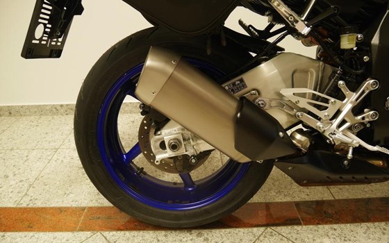 Gebrauchtmotorrad Yamaha MT-10 - Bild 5 Gebrauchtmotorrad Yamaha MT-10 - Bild 5