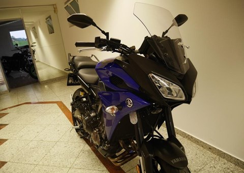 zum Vergrössern bitte anklicken!