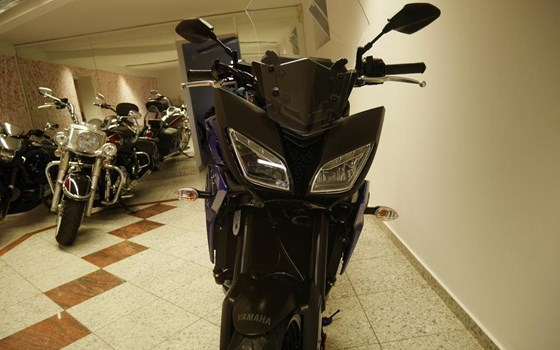 Gebrauchtmotorrad Yamaha Tracer 900 - Bild 3 Gebrauchtmotorrad Yamaha Tracer 900 - Bild 3