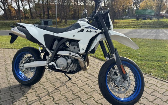 Neufahrzeug Suzuki DR-Z4SM - Bild 1