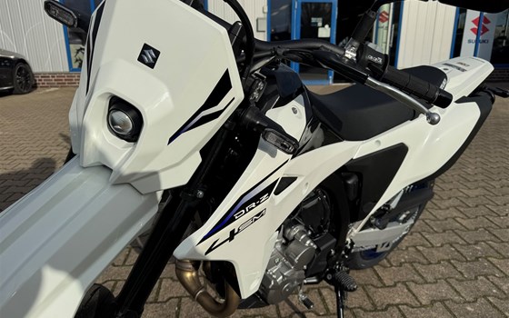 Neufahrzeug Suzuki DR-Z4SM - Bild 18