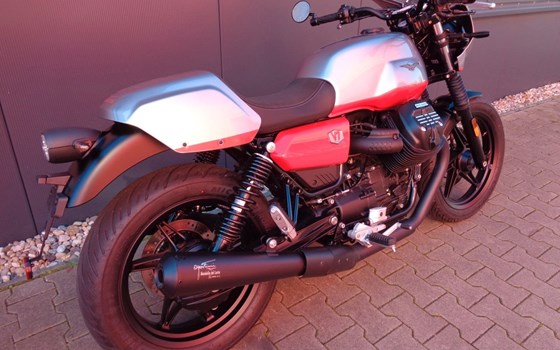 Gebrauchtmotorrad Moto Guzzi V7 Stone Corsa - Bild 3