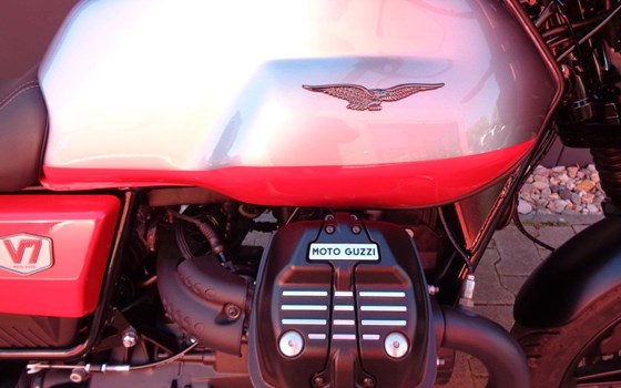 Gebrauchtmotorrad Moto Guzzi V7 Stone Corsa - Bild 5