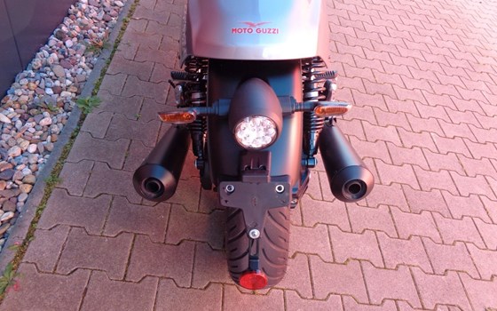 Gebrauchtmotorrad Moto Guzzi V7 Stone Corsa - Bild 6