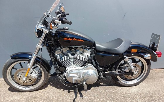 Gebrauchtmotorrad Harley-Davidson Sportster XL 883 L SuperLow - Bild 2