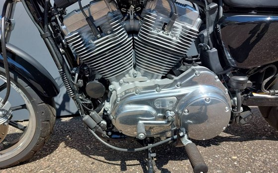 Gebrauchtmotorrad Harley-Davidson Sportster XL 883 L SuperLow - Bild 6