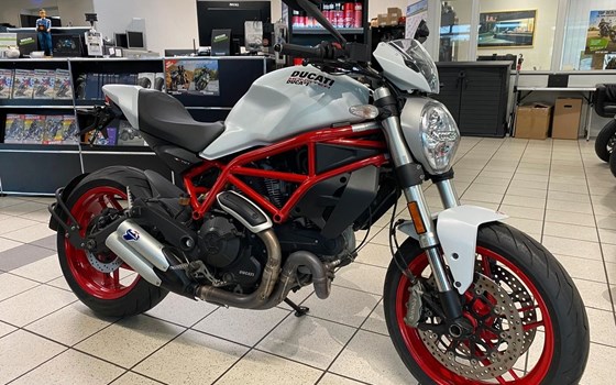 Gebrauchtmotorrad Ducati Monster 797 - Bild 12