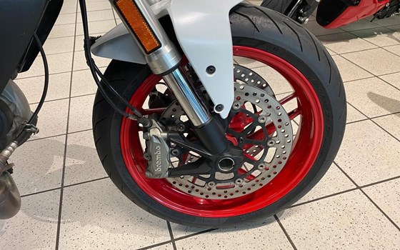 Gebrauchtmotorrad Ducati Monster 797 - Bild 5