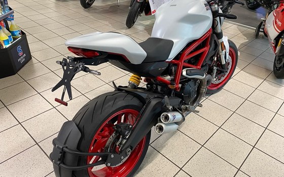 Gebrauchtmotorrad Ducati Monster 797 - Bild 6