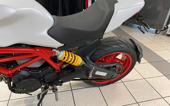 Gebrauchtmotorrad Ducati Monster 797 - Bild 8