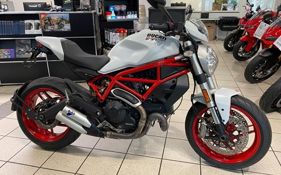 Gebrauchtmotorrad Ducati Monster 797 - Bild 9