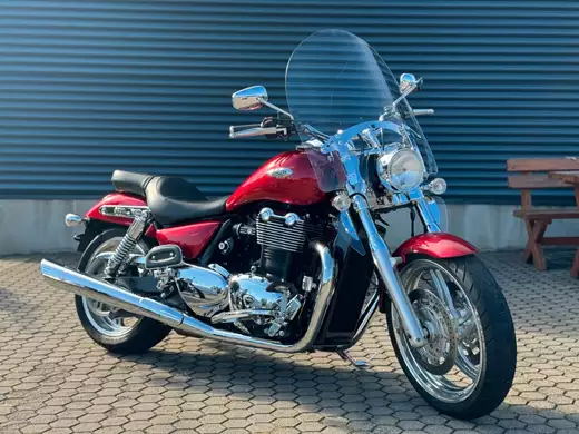 Triumph Thunderbird
