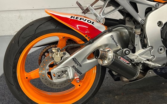 Gebrauchtmotorrad Honda CBR1000RR Fireblade - Bild 12